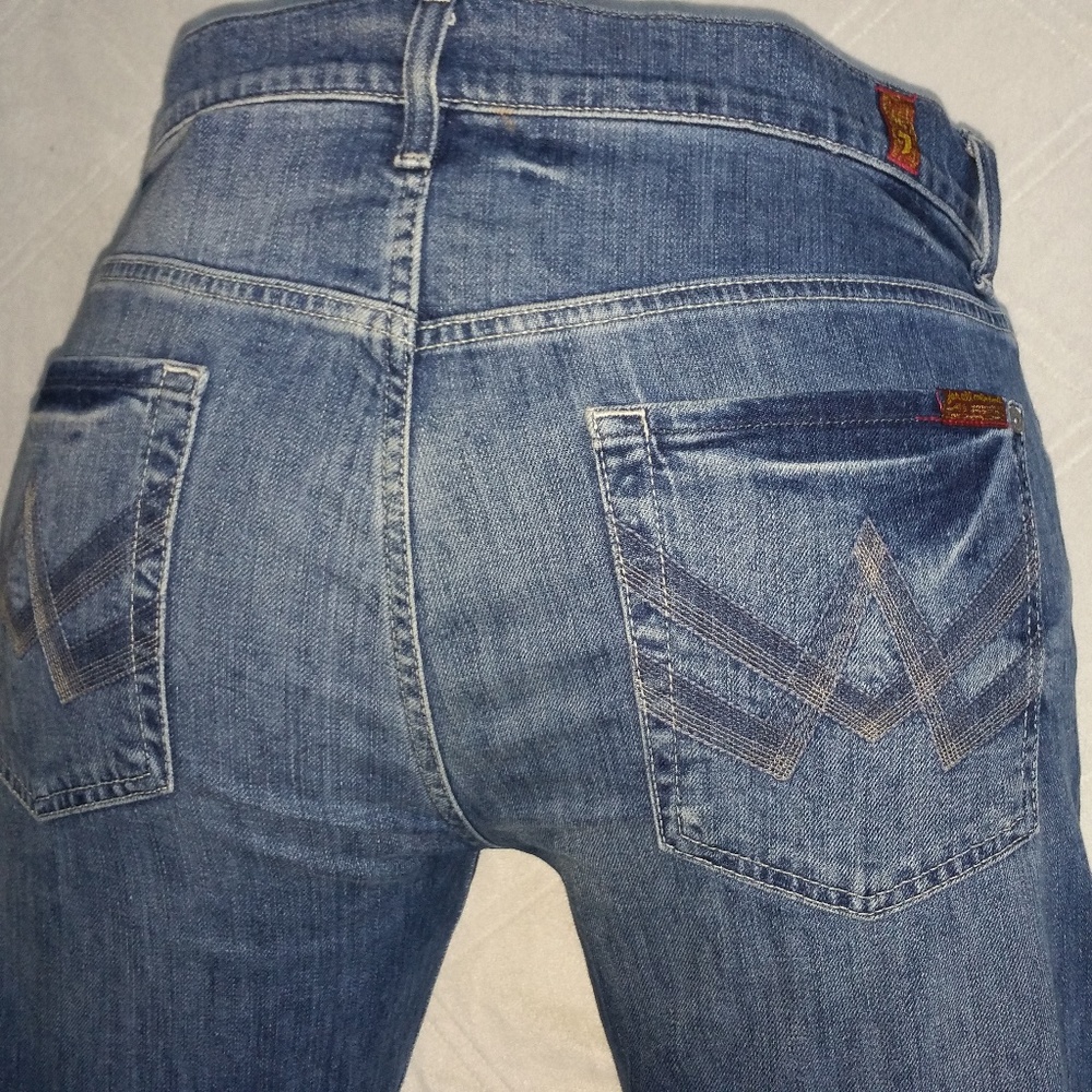 7FAM Size 18/34 A Pocket Bootcut Jeans